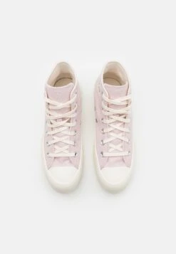 Converse Chuck Taylor All Star Lugged 2.0 Platform Unisex - High-Top Trainers - Barely Rose/Black/Egret -Converse Store 003a03f0a62746bab3356d35add86f65