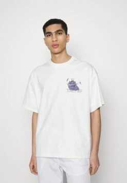 Converse Swamp Pals- Print T-Shirt - White -Converse Store 00a88f546ab84d7b8dca5a492c185477