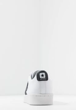 Converse Pro Leather - Trainers - White/Black -Converse Store 0186047af88943309ca86484174ec2b2