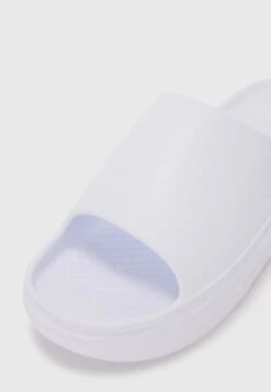 Converse ESSENTIAL UNISEX - Slippers - White -Converse Store 033a4dd8d3b44966b45d9960ff655afa