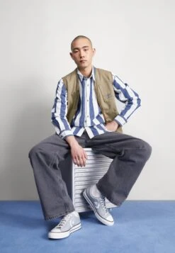 Converse Star Player Unisex - Trainers - Ash Stone/White/Black -Converse Store 06531dfb90a447f89ca3d55ada0e44c2