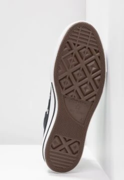 Converse Chuck Taylor All Star Lift - High-Top Trainers - Black/White -Converse Store 06f0a4dba710462281f93b96c064d2b2