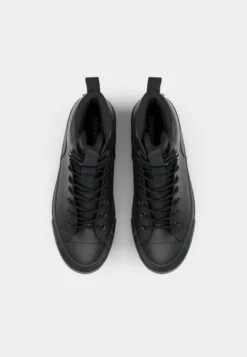 Converse CHUCK TAYLOR ALL STAR WATER REPELLENT HIKER UNISEX - High-top Trainers - Black -Converse Store 09710f7d0f60432bb68f77445e3ec32f