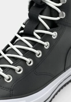 Converse CHUCK TAYLOR ALL STAR WATER REPELLENT HIKER UNISEX - High-top Trainers - Black/white -Converse Store 0ebca43cf4a2405083dd17322b93dcfa