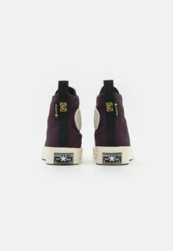 Converse Chuck 70 Gore-Tex Counter Climate Unisex - High-Top Trainers - Black Cherry/Yellow/Egret -Converse Store 14897890c1464445adeb94d6464d861f
