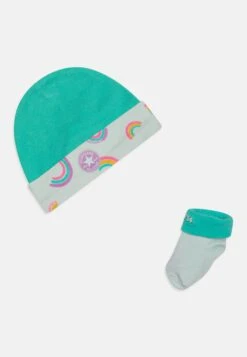 Converse Rainbows Hat Bootie Set - Socks - Chance Of Rain