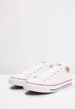 Converse Chuck Taylor All Star Ox Unisex - Trainers - White 12 Converse Chuck Taylor All Star Ox Unisex - Trainers - White -Converse Store 1ba6f6ab0b61440ebf1f5ddb69576cb8