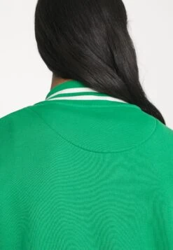 Converse Chuck Patch Jacket - Zip-Up Sweatshirt - Green 15 Converse Chuck Patch Jacket - Zip-Up Sweatshirt - Green -Converse Store 1c84ed9c69a748f1ba660c641a933409