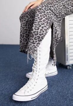 Converse CHUCK TAYLOR ALL STAR - High-top Trainers - White/natural Ivory/black