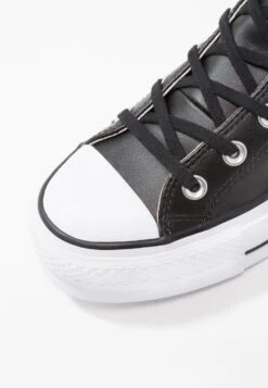 Converse Chuck Taylor All Star Lift Clean - High-Top Trainers - Black/White -Converse Store 1e2d991955264079be9801c68fcf8ac8