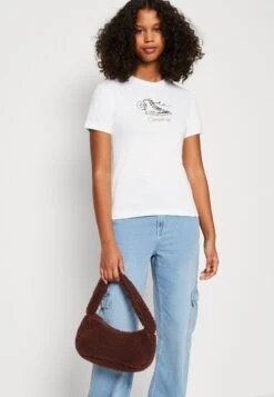 Converse Sneaker Short Sleeve - Print T-Shirt -Converse Store 208101fb3a4445f997a687f6296f9c72