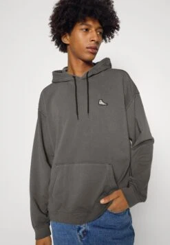 Converse Chuck Taylor Sneaker Patch Hoodie - Sweatshirt - Black -Converse Store 21509dab950444df9e9afb8fac87c49b