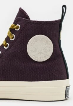 Converse Chuck 70 Gore-Tex Counter Climate Unisex - High-Top Trainers - Black Cherry/Yellow/Egret -Converse Store 22b6eda9079c44a09538e53dd076f3ca