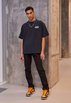 Converse Store -Converse Store 2c3ee10c6b9848dcbd799b3642356b78