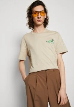 Converse Big City - Print T-Shirt - Beach Stone -Converse Store 2ccd299bb97d4a53bf2ecb46c9523156