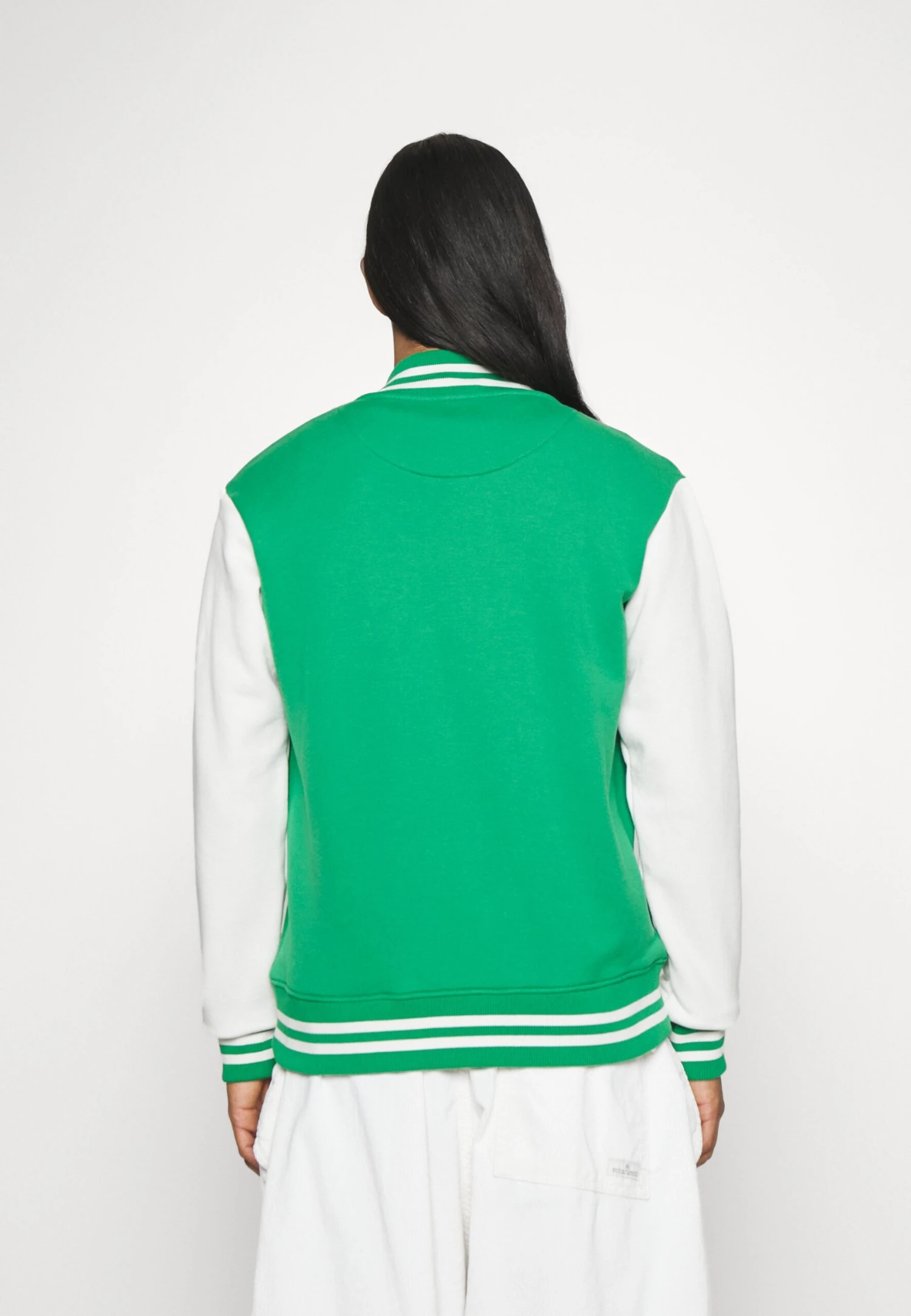 Converse Chuck Patch Jacket - Zip-Up Sweatshirt - Green 5 Converse Chuck Patch Jacket - Zip-Up Sweatshirt - Green - Image 5