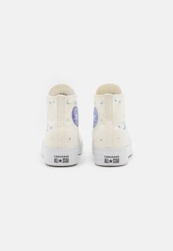 Converse Chuck Taylor All Star Lift - High-Top Trainers - Egret/Moonrise Purple -Converse Store 3000b7ae492d4e218e8d00164e6a8781