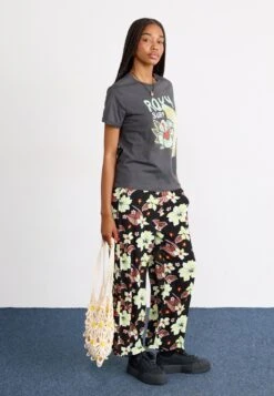 Converse CHUCK TAYLOR ALL STAR CRUISE XL - Trainers - Black/total Eclipse 9 Converse CHUCK TAYLOR ALL STAR CRUISE XL - Trainers - Black/total Eclipse -Converse Store 3556e30ee0a943588daaf4875b6223ea