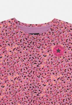 Converse Leopard Crew - Sweatshirt - Beyond Pink -Converse Store 3ae5958678654be29ae325243c11b5b2