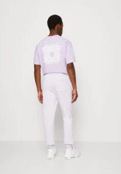 Converse Go To Embroidered Star Chevron Brushed Back Unisex - Tracksuit Bottoms - Vapor Violet -Converse Store 42a25f1794b54f418e14cc887ee89d44