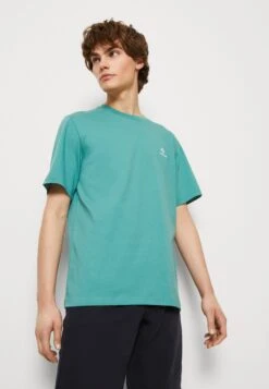 Converse Go To Embroidered Star Chevron Tee Unisex - Basic T-Shirt - Algae Coast -Converse Store 458640c77f214b5aafcda192d52e5937