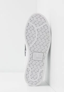 Converse Pro Leather - Trainers - White/Black -Converse Store 46ae5e856d9040ecaa025b379d49955b