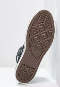 Converse Chuck Taylor All Star Core - High-Top Trainers - Black -Converse Store 46e6f937020843a08c99197f7a9fca5c