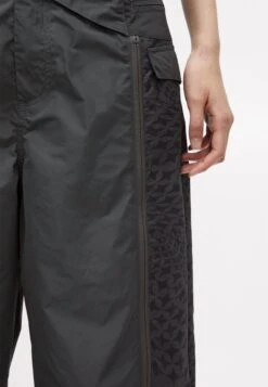 Converse CHET LO PANT - Cargo Trousers - Shadow -Converse Store 48cca750d3c443b983670ec20240ece1