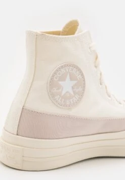 Converse Chuck 70 Hiking Unisex - High-Top Trainers - Egret/Desert Sand -Converse Store 4bfd3b5ca1614a48abea9100b12f8c4e
