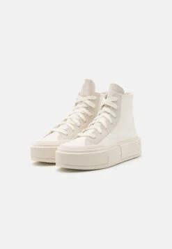 Converse Chuck Taylor All Star Cruise - High-Top Trainers - Off-White -Converse Store 507a47b3acc0411ea382f11a5b37a25d