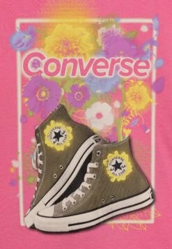 Converse Chuck Taylor Classic - Print T-Shirt - Pink -Converse Store 50881f806d604e07962aa2955d022c2c