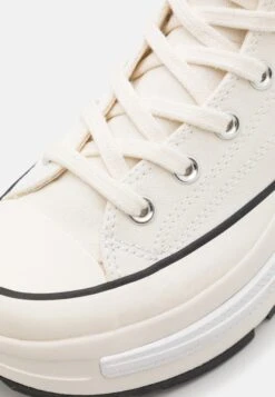 Converse Run Star Unisex - High-Top Trainers - Black/White -Converse Store 5578b8632da54528871e2ebeaf39e76d