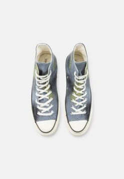 Converse Chuck 70 Spray Paint Unisex - High-Top Trainers - Lunar Grey/Cyber Grey/Grassy -Converse Store 56b4cc2b3dc14b45831a446d25e910c7
