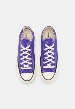 Converse Chuck 70 Unisex - Trainers - Candy Grape/Black/Egret -Converse Store 57b2cf83dfb844b7805b32ac73f5a7af
