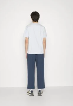 Converse Elevated Paneled Pant - Tracksuit Bottoms - Navy -Converse Store 5b4f24755c6d4f92b81d05a90aa4eca9