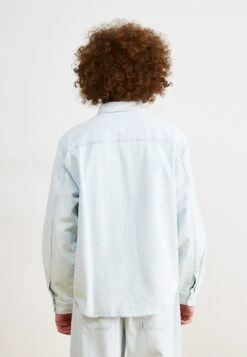 Converse BUTTON UP - Shirt - Light Bleached Denim 8 Converse BUTTON UP - Shirt - Light Bleached Denim -Converse Store 5b9c610c520f46b0b6e78d2a59f1b39e