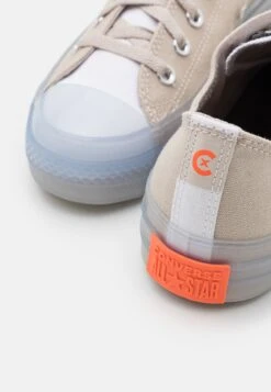 Converse Chuck Taylor All Star Unisex - Trainers - String/White/Wild Mango -Converse Store 5beddd2a1cfc4c9383bf0c885602455f