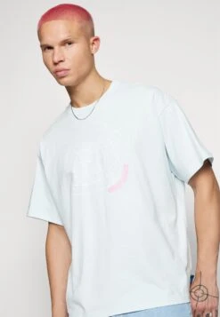 Converse Pride Together Unisex - Print T-Shirt - Aqua Mist -Converse Store 603de46125774045aa60527c819d4c43