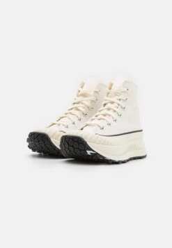 Converse Chuck 70 Future Comfort Unisex - High-Top Trainers - Vintage White/Egret/Black -Converse Store 60f43585e3694a89b0355af0a01b2451