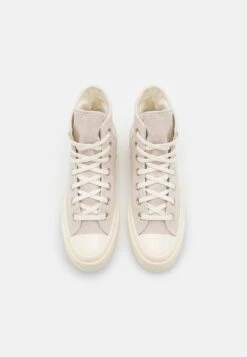 Converse Chuck 70 - High-Top Trainers 11 Converse Chuck 70 - High-Top Trainers -Converse Store 6475523a1c454b63b7f9f3aad2fb8fe2