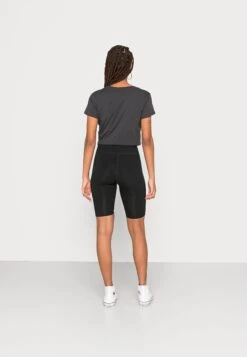 Converse Bike - Shorts - Black -Converse Store 64d2933c2c5c4d2c9bd0de54a56aa438