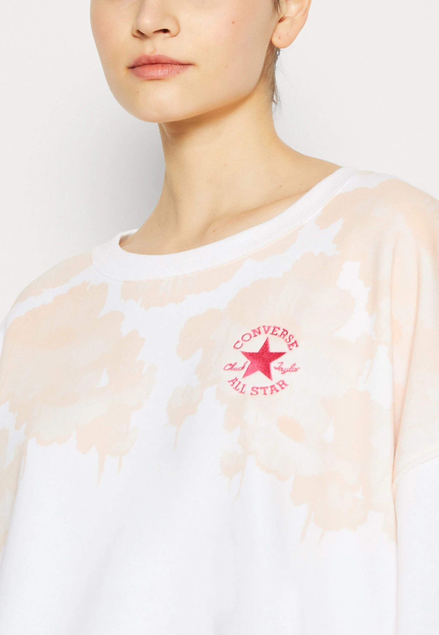 Converse Chuck Taylor Patch French Terry Crew - Sweatshirt - White 6 Converse Chuck Taylor Patch French Terry Crew - Sweatshirt - White - Image 6