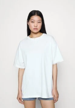 Converse Loose Fit Festival Smoothie Tee - Print T-Shirt - Egret