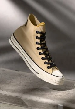 Converse CHUCK 70 GTX UNISEX - High-top Trainers - Last Straw/sunny Angle/black