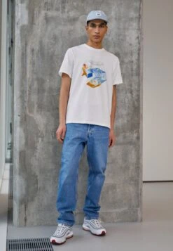 Converse Store -Converse Store 698bf82739284d91b04054b37bb43f9a