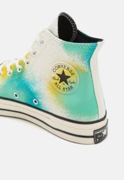 Converse Chuck 70 Spray Paint Unisex - High-Top Trainers - Egret/Cyber Teal/Bright Bud -Converse Store 6c2648c8b5fd47dbb3a495034f524daa