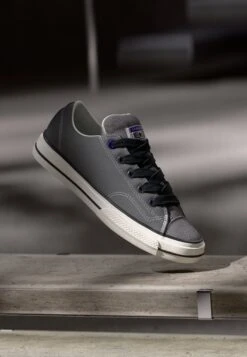 Converse CHUCK TAYLOR PUFF UNISEX - Trainers - Sharkskin/vintage White/court Purple