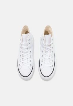 Converse CHUCK TAYLOR ALL STAR LIFT PLATFORM WIDE WIDTH - High-top Trainers - White/black -Converse Store 74d37ec4880c4c8987ae0b18c38cdd0f