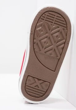 Converse Chuck Taylor All Star Core - Trainers - Red -Converse Store 7c8a4381e9d549348d53fc5d2d8d58b5