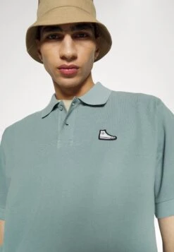 Converse Shoe Patch - Polo Shirt - Tidepool Grey -Converse Store 7d0a7451ecab4cc5ac4c5ee3ae19c2ff